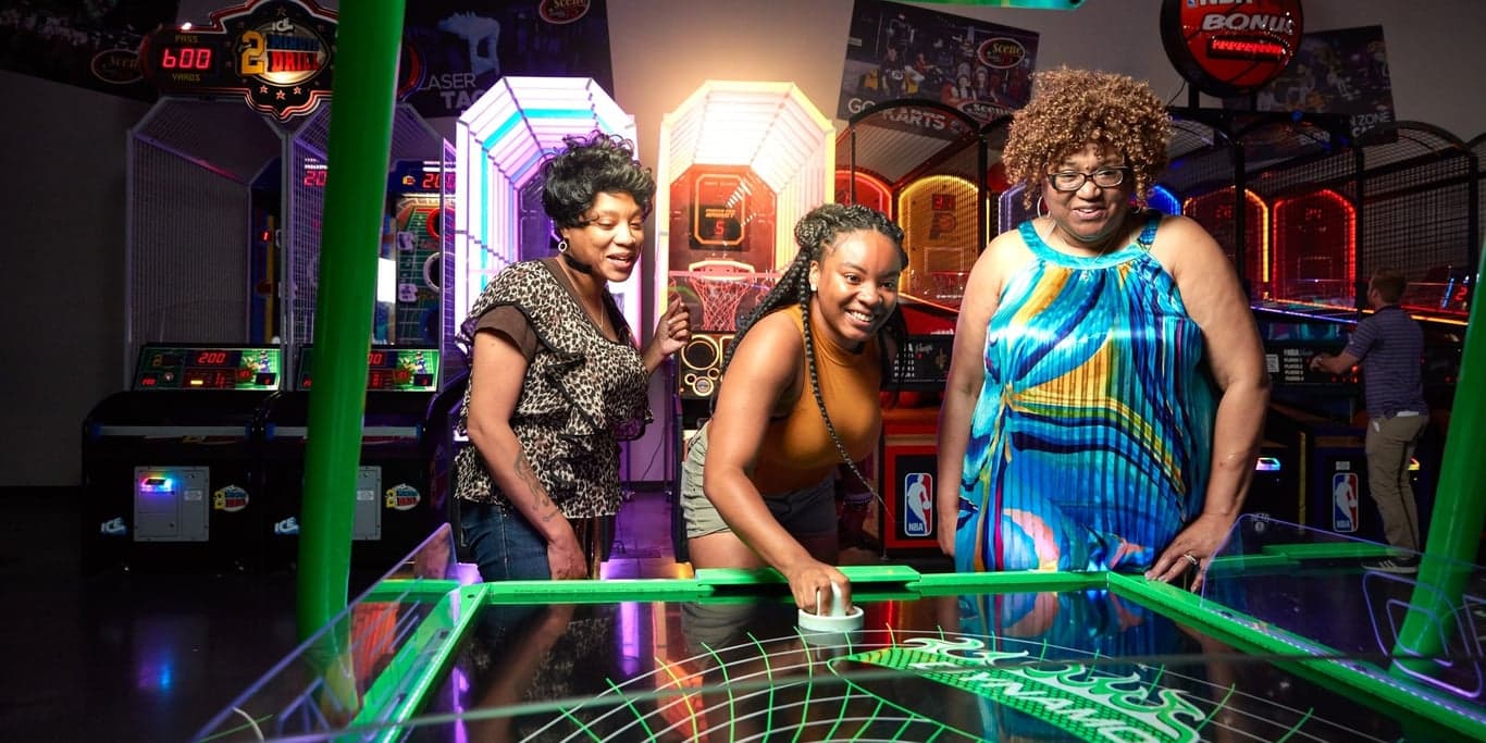 Image for Scene75 Entertainment Centers (Chicagoland)